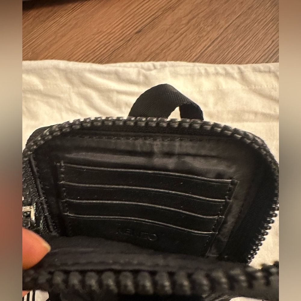 Kenzo Black and White Phone and card wallet Bag - Picture 5 of 5